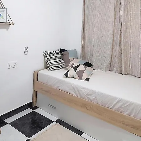 Cozy In Grau I Platja With Wifi Apartment Playa de Gandia